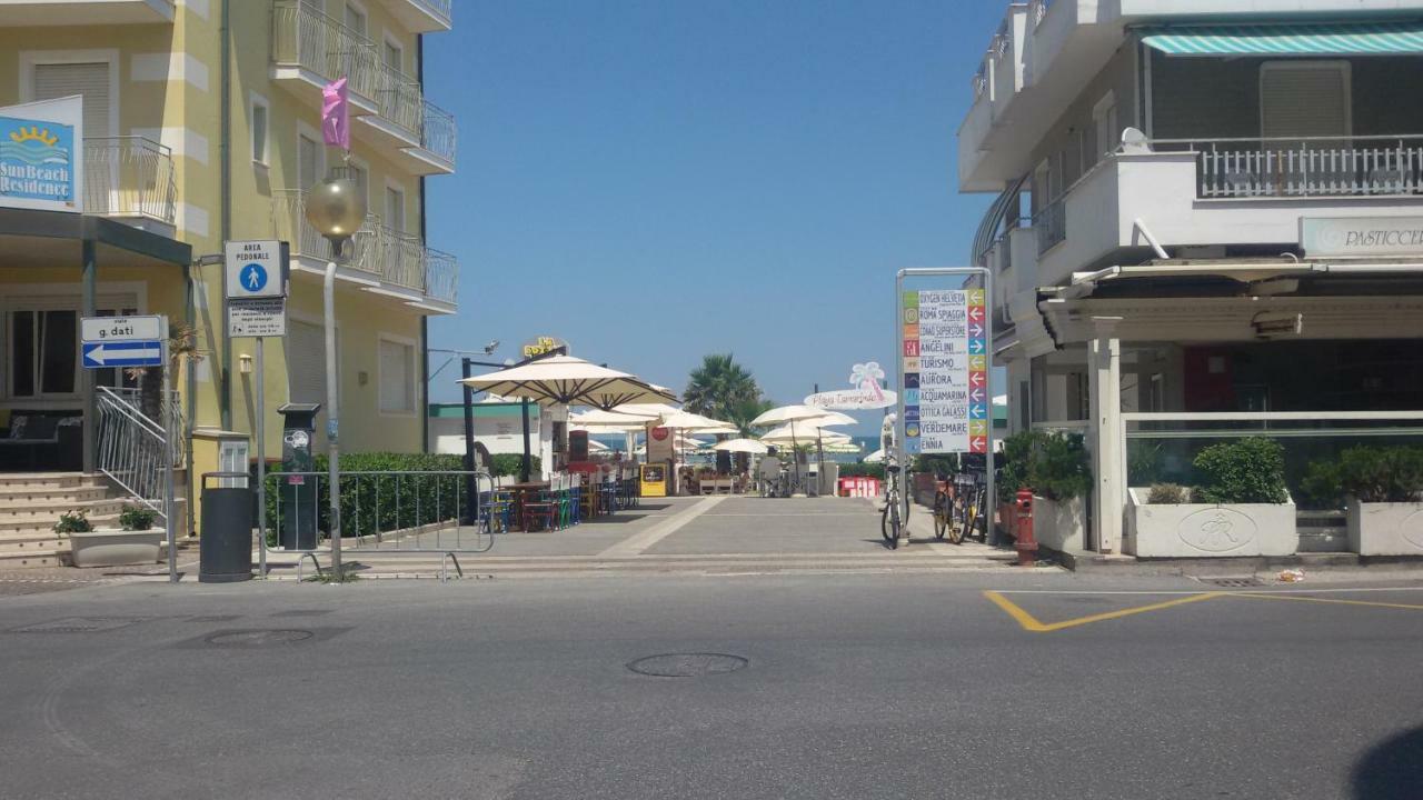 Domus Maris Viserba, Spiagge E Centro A 100 Mt, Promo Maggio Fiera Macfrut, Fieravicola, Expo Dental, Meeting Rimini Exterior foto